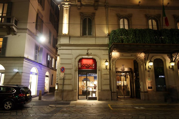 Locman, Via Manzoni 29, Milano