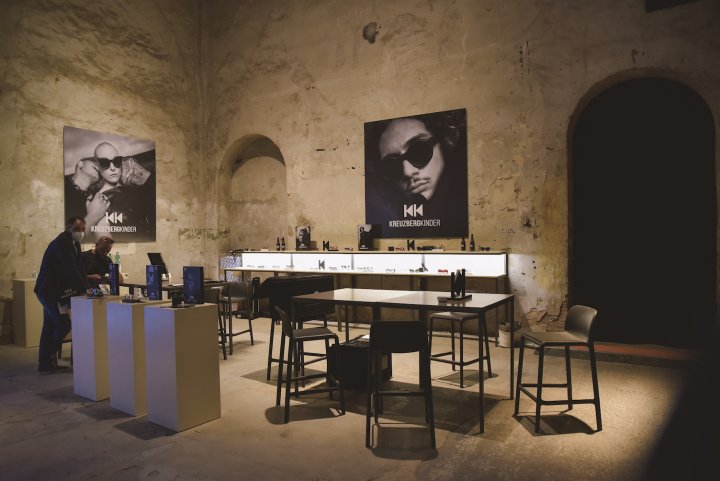 DaTE eyewear exhibition 2021