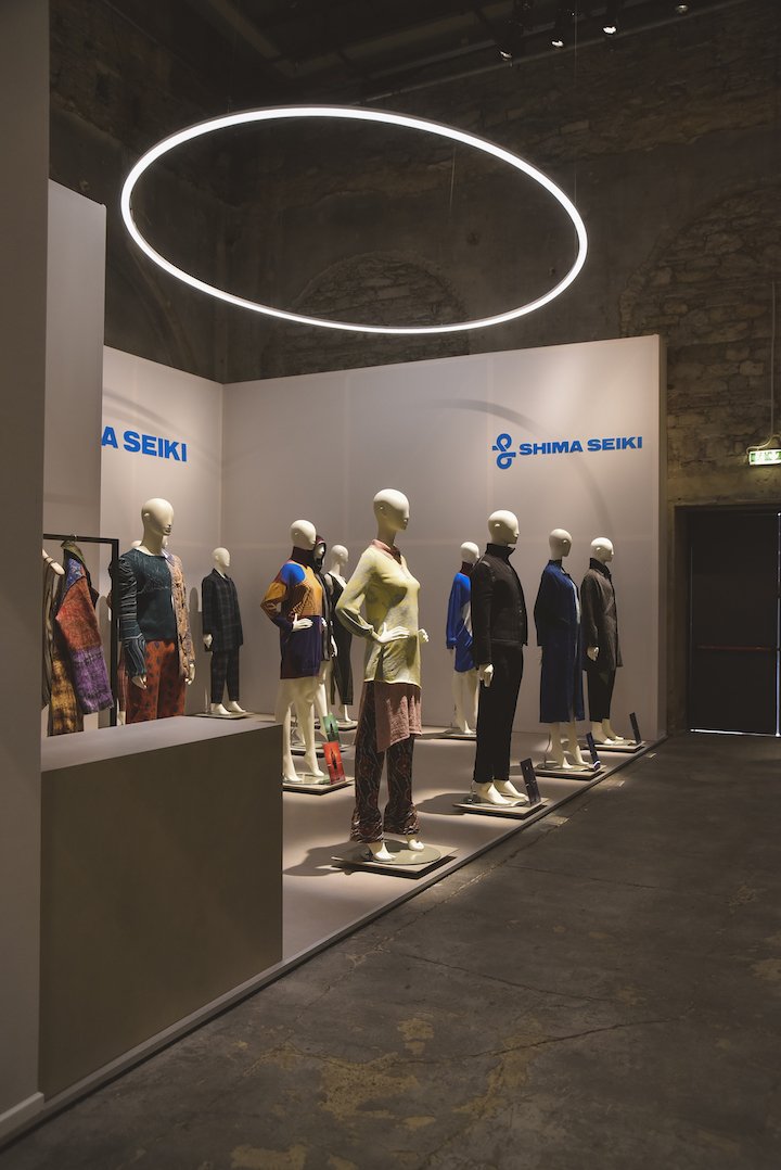 Shima Seiki, Stazione Leopolda