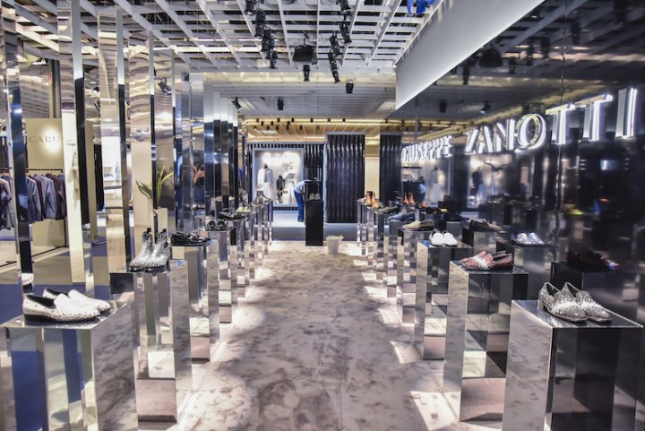 Giuseppe Zanotti, Pitti Immagine Uomo